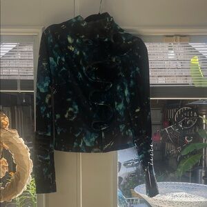 Karma Black and Blue Ruffled sleeve activewear